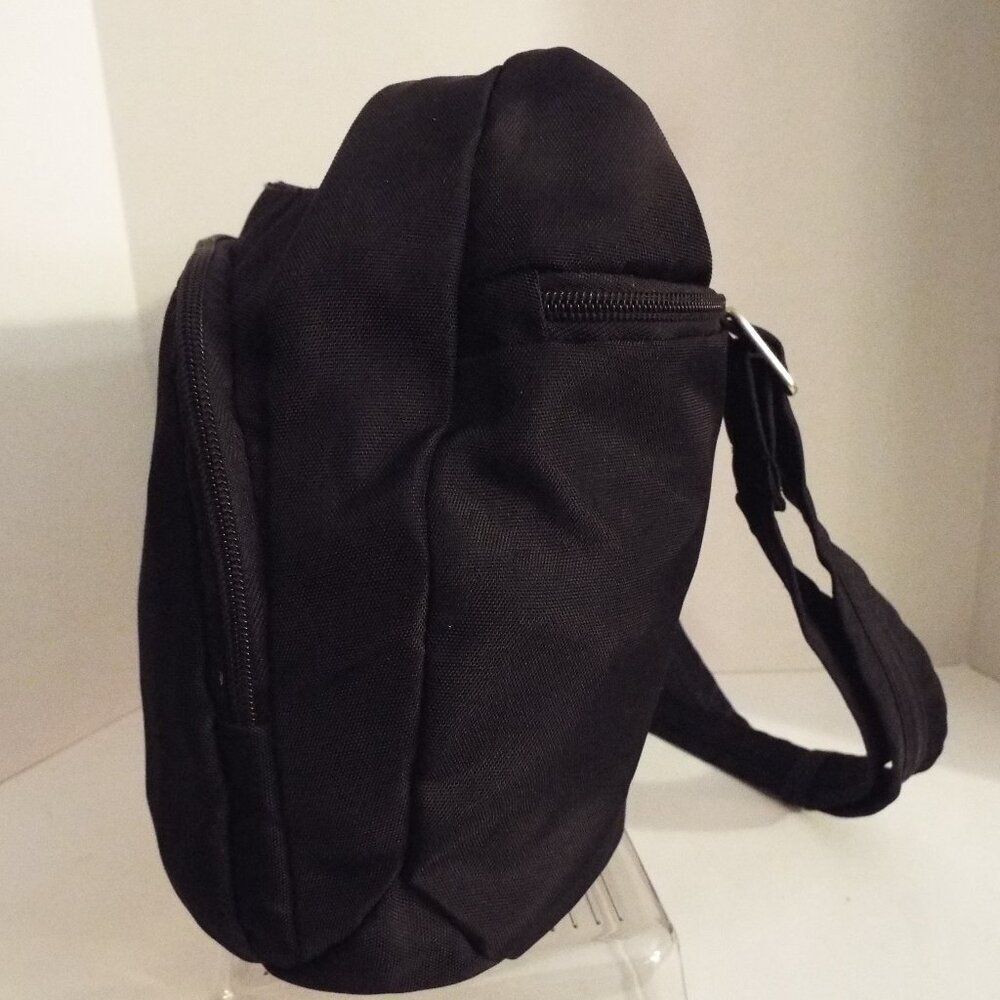 Travelon Multi Compartment Anti-Theft Messenger Bag in Black Adjustable Strap